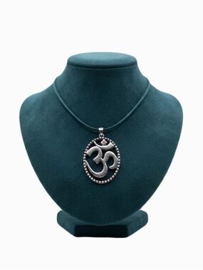 New Aum Om Sterling Silver Artisan White Sapphire Leather Namaste Yoga Necklace